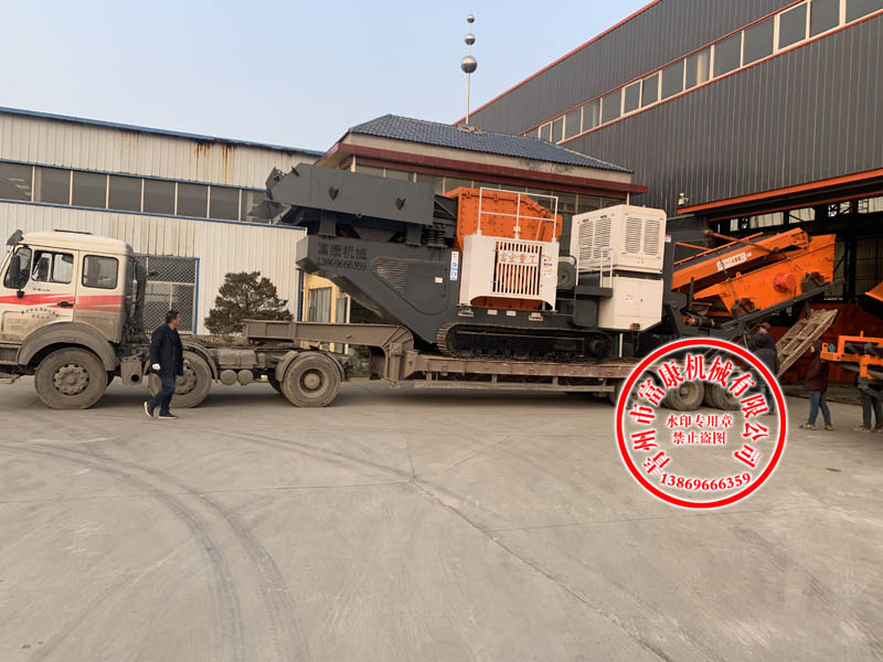 移動建筑垃圾破碎站出征發(fā)往工地